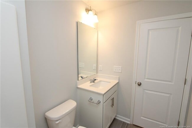 Building Photo - 510 Light Oak Wy