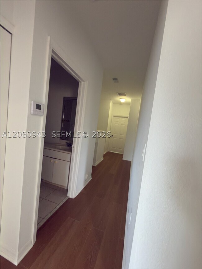 Building Photo - 7978 SW 166th Pl