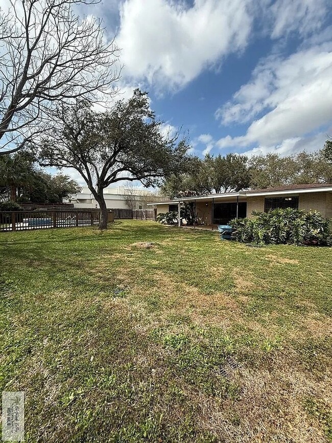 Building Photo - 5109 Rico Cir