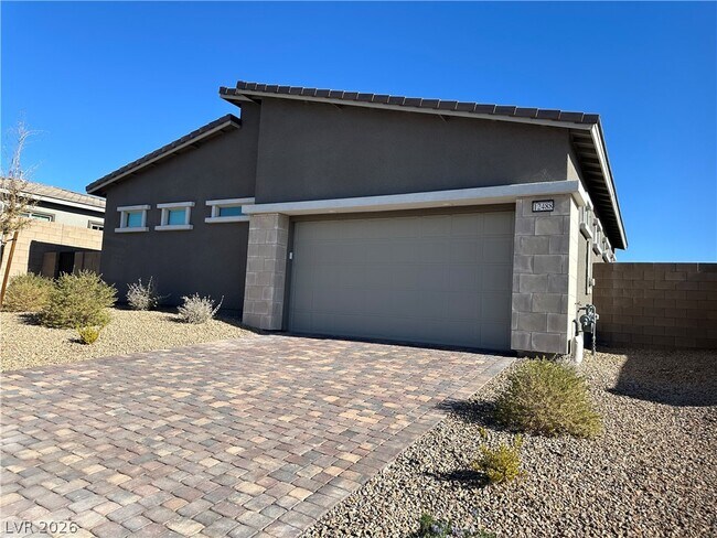 Building Photo - 12488 Primrose Grove Ln