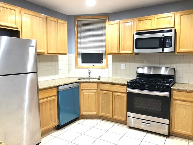 Building Photo - 391 CENTRAL Ave