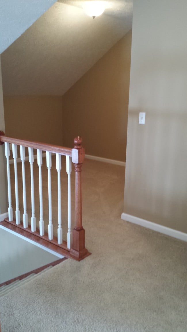 Loft area - 1825 Park W Dr