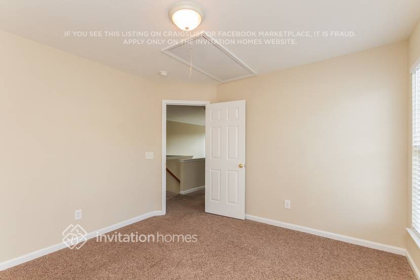 Building Photo - 8515 Castledown Dr