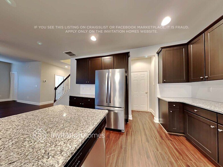 Building Photo - 170 Wood Point Way