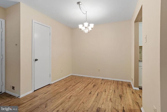 Building Photo - 501 Lindsey Ct