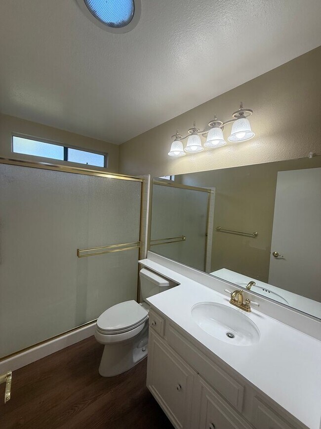 Building Photo - An Amalfi Model for Rent in Leisure Village