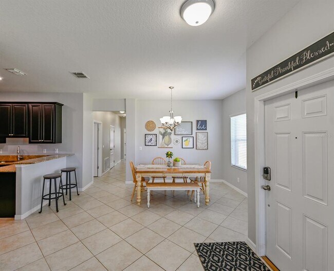 Building Photo - 13529 Crest Lake Dr
