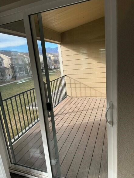 Building Photo - 1745 Flintshire St