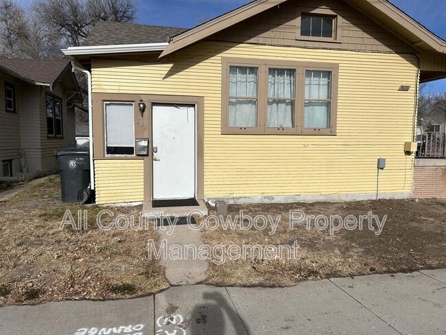 Primary Photo - 802 W 31st St