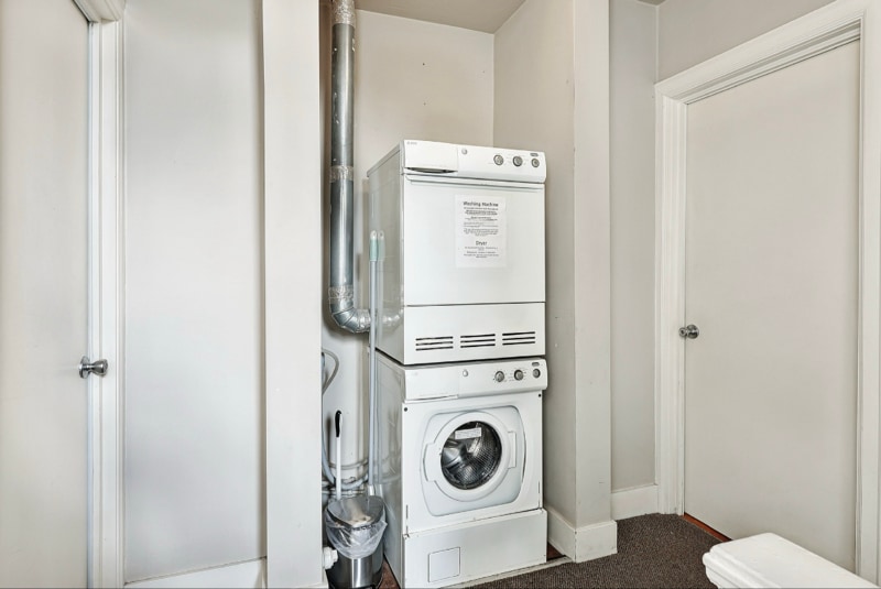 Building Photo - 311 12th Ave E