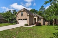 Building Photo - UPCOMING LISTING-CUSTOM BUILT HOME IN PINEHURST