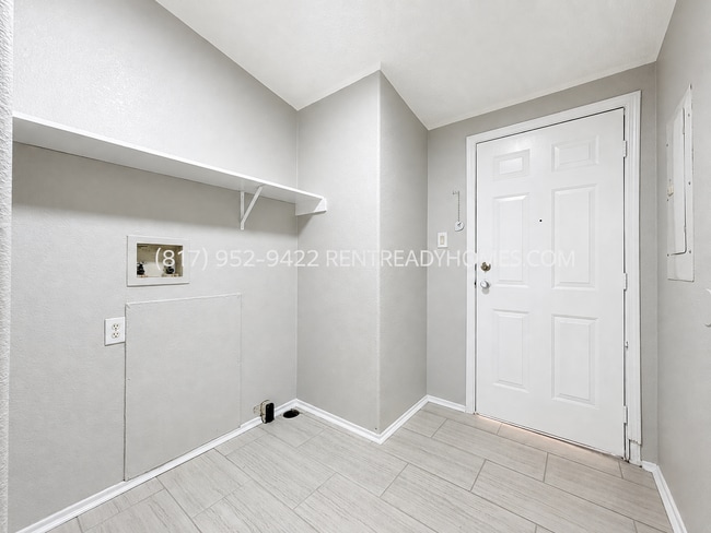 Building Photo - 5528 Patton Dr