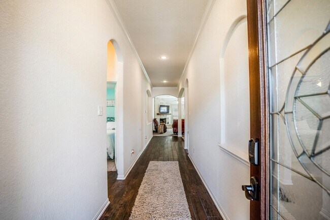 Building Photo - 1730 Wandering Hls Rd