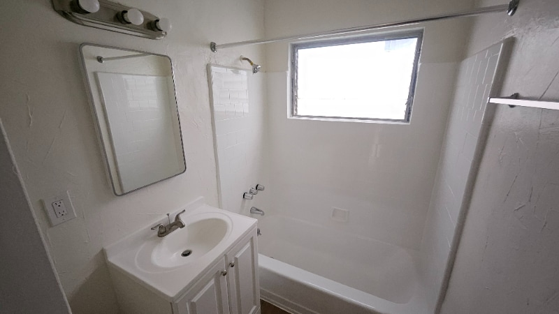 Building Photo - 1201 N Ogden Dr