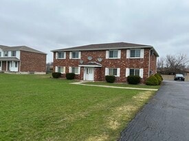 Building Photo - 6941 Plaza Dr