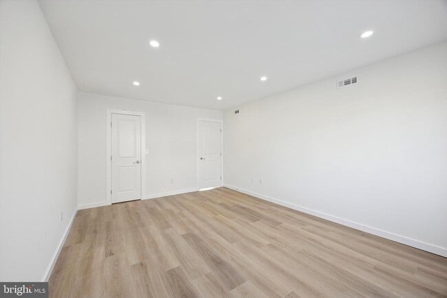 Building Photo - 507 Bradley Ct