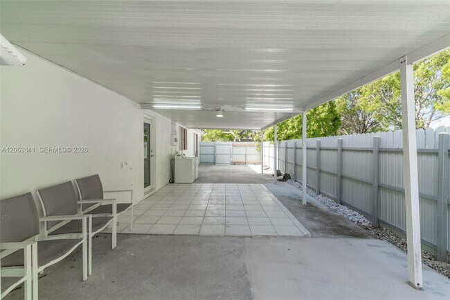 Building Photo - 9999 NW 25th Terrace