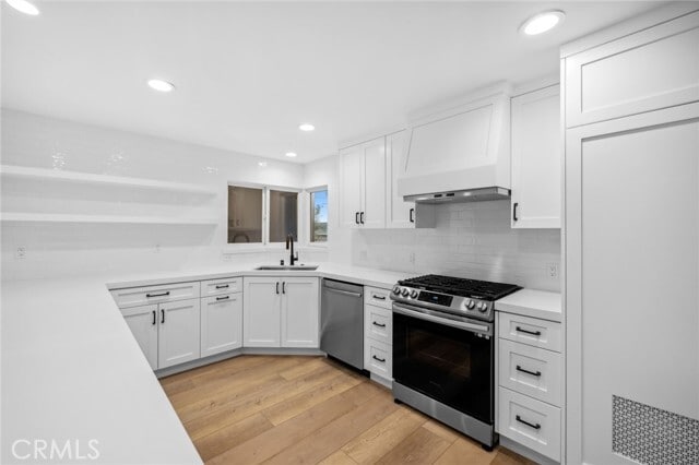 Building Photo - 526 Irvine Ave