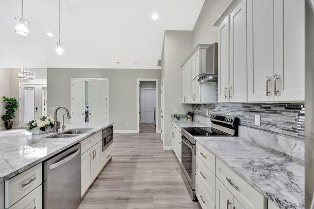 Building Photo - 10231 176th Ln N