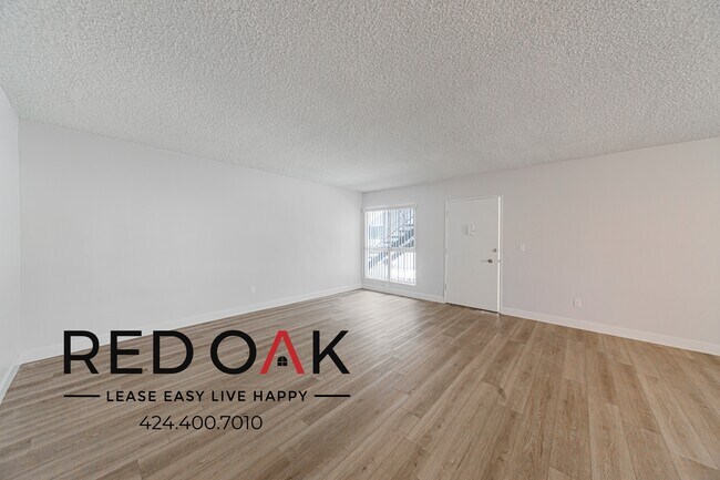 Building Photo - 18545 Clark St