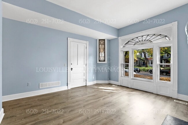 Building Photo - 1325 Hepburn Ave