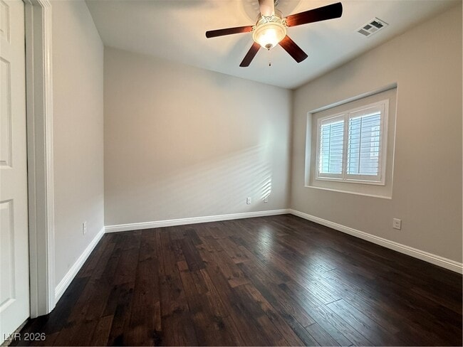 Building Photo - 132 Dunblane St