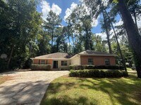 Building Photo - NE Tallahassee Home in Top School District