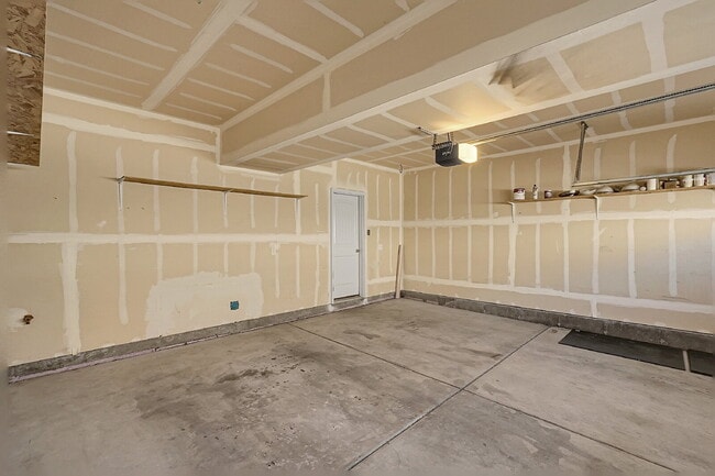 Building Photo - $1,895.95, 3-bed, 2.5-bath townhome located in Colorado Springs.