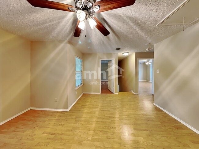 Building Photo - 2936 Wild Oak Ln