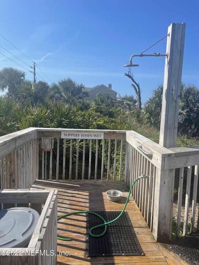 Building Photo - 204 Salt Grass Ct