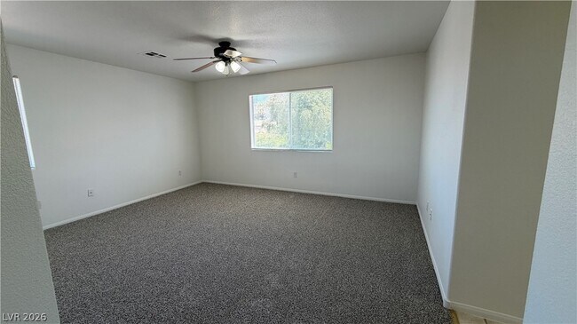 Building Photo - 2424 Predera Ave