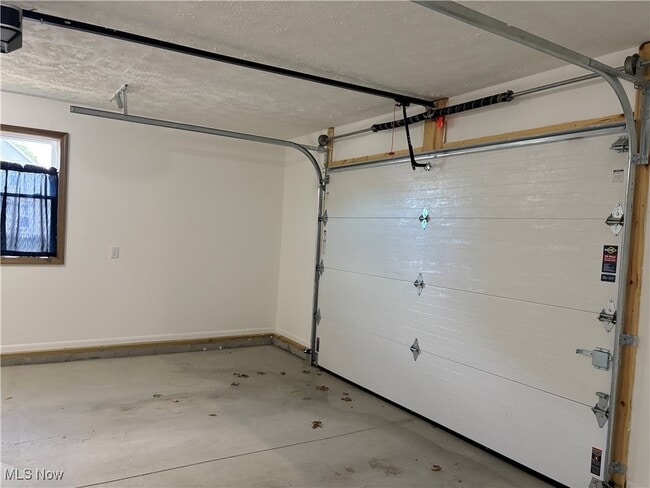 Building Photo - 430 2nd Dr NE