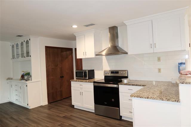 Building Photo - 702 Mt Vernon Dr