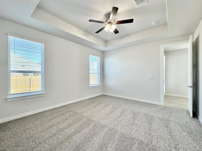 Building Photo - 404 Tinto St
