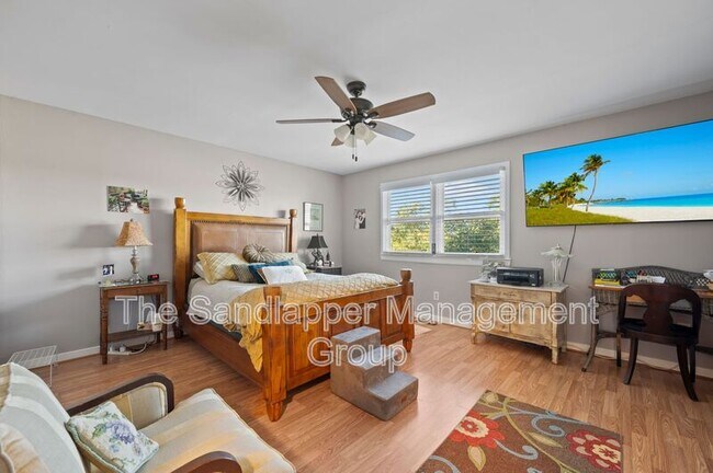 Building Photo - 194 River Breeze Dr