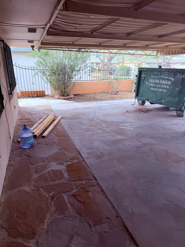 Building Photo - 5925 Marka Dr