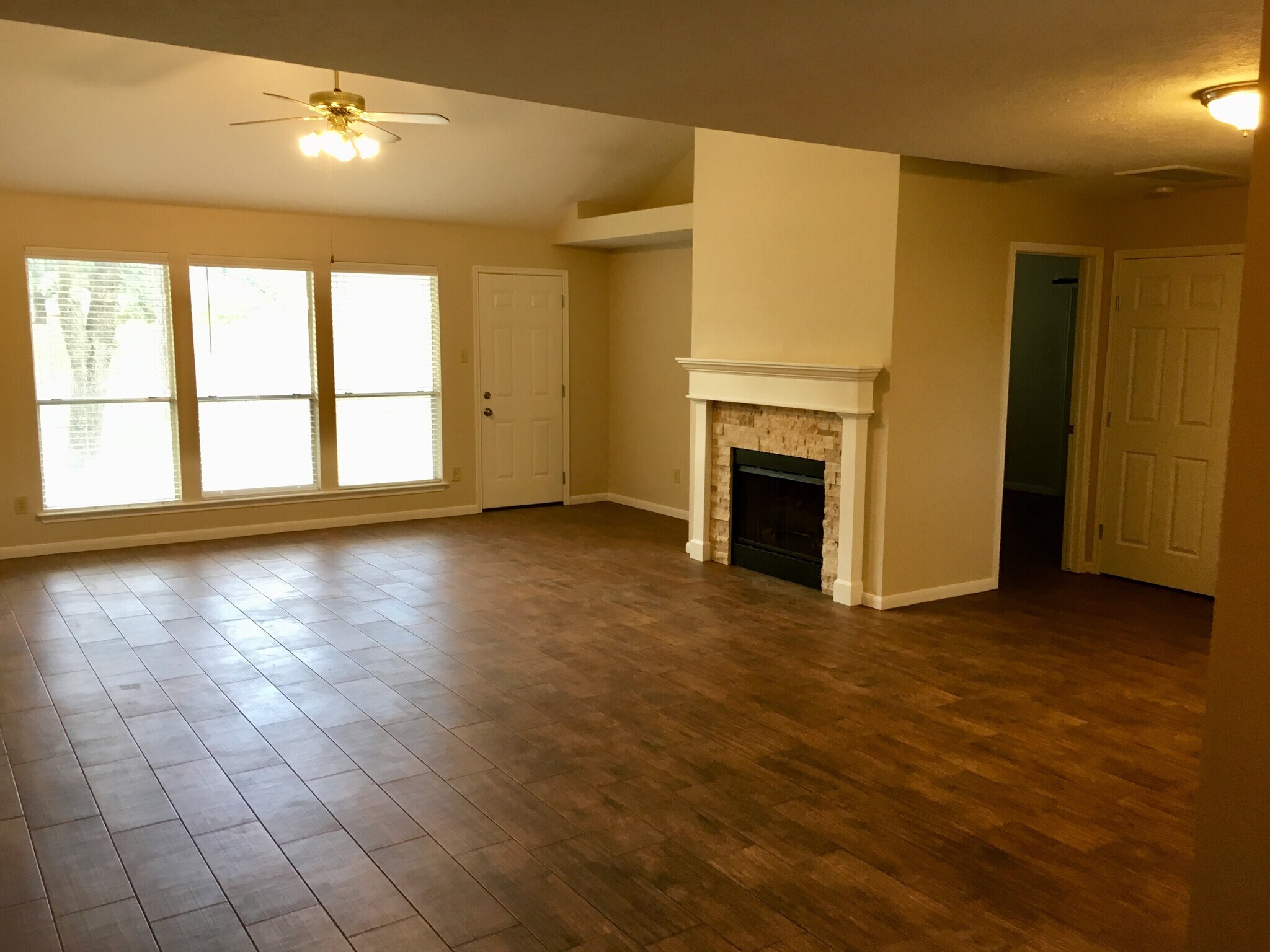 Building Photo - 14518 Cypress Green Dr