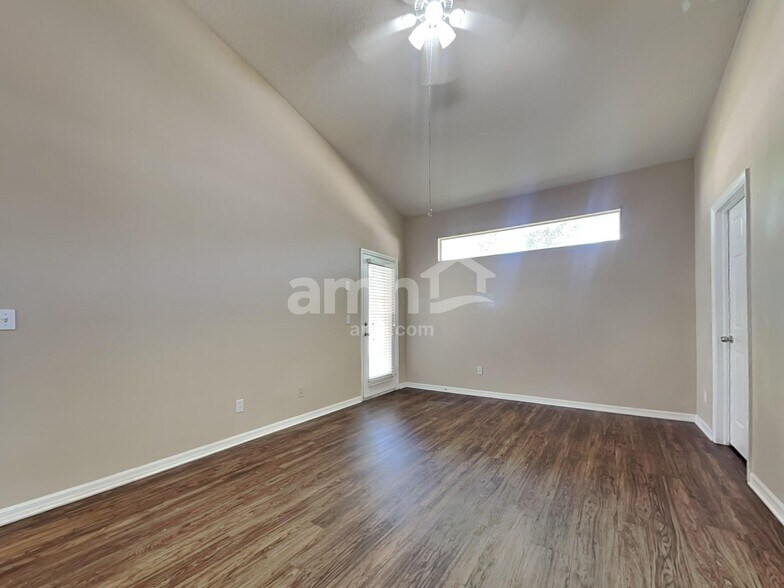 Building Photo - 12906 Cattail Shore Ln