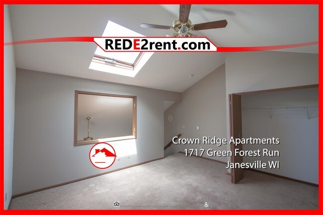 Building Photo - 1717 Green Forest Run