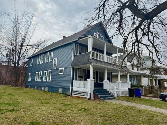 Building Photo - 11215 Whitmore Ave