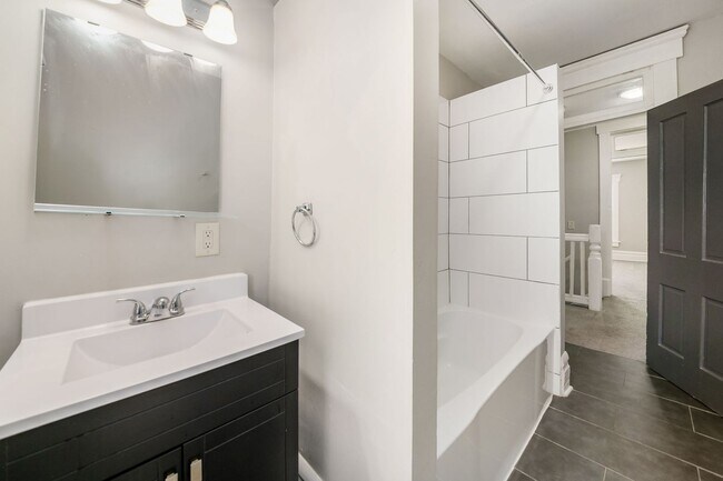 Building Photo - Steps from the Market: Chic 2-Bedroom Townhome in Olde Towne East