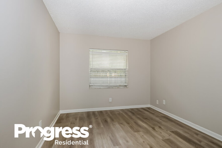 Building Photo - 1162 Fernlea Dr