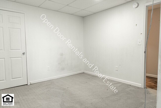 Building Photo - 17425 IN-37
