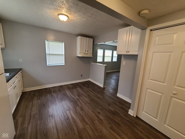 Building Photo - 2210 Norden Ct