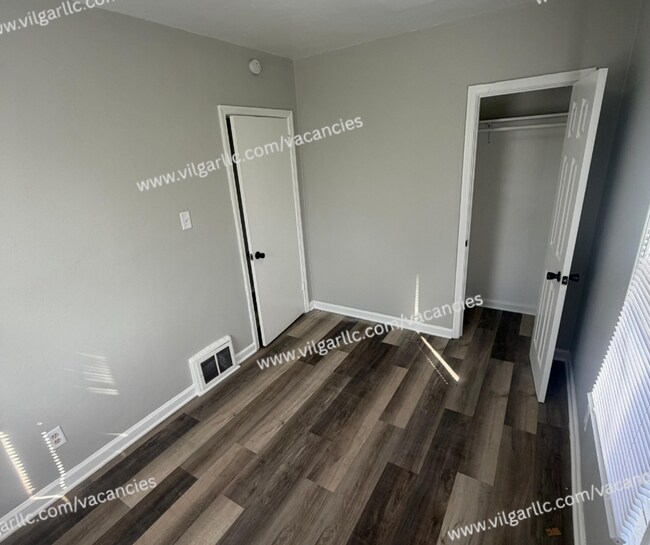 Building Photo - Newly Renovated 2-Bedroom • 1-Bathroom Home