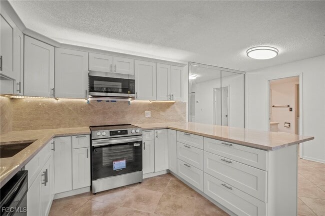 Building Photo - 1703 Park Meadows Dr