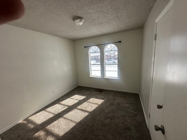 Building Photo - 11111 E 36th St