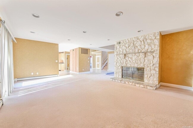 Building Photo - 8 Mondavi Ln