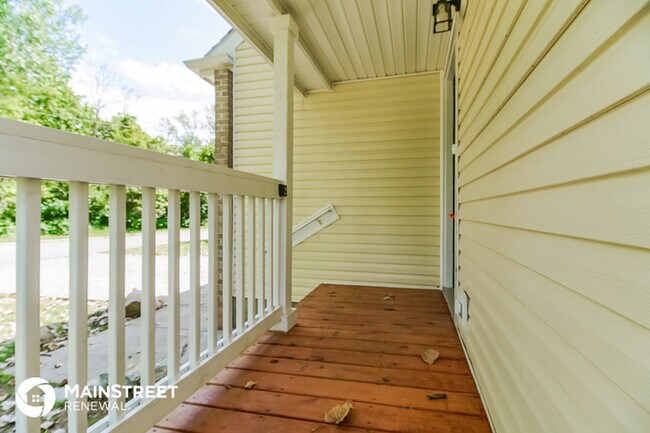 Building Photo - 3663 Central Ave