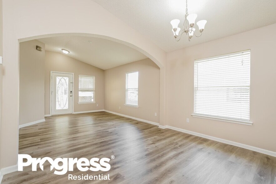 Building Photo - 3899 Pebble Brooke Circle South